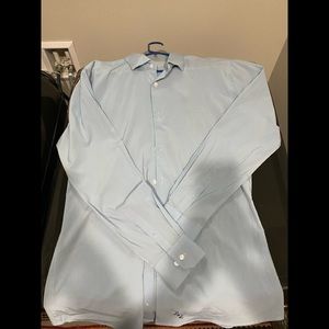 Men’s State & Liberty XL Dress Shirt in new condition, Machine Washable!
